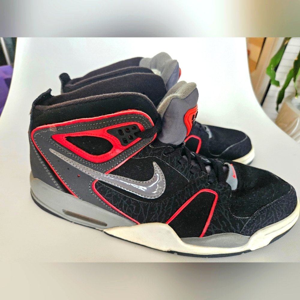 Nike Air FlightFalcon Mens Sneakers size US 10.5